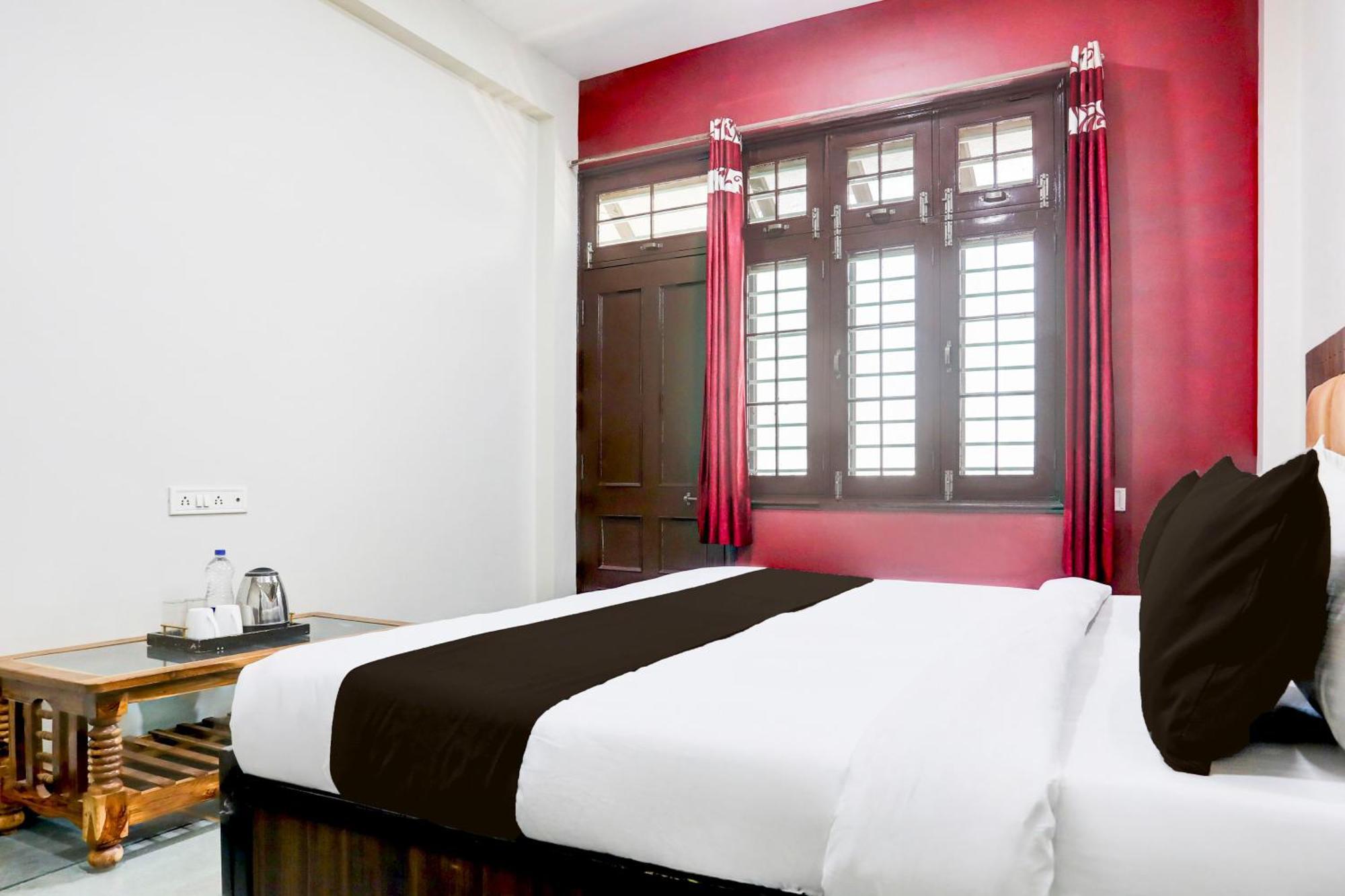 Hotel O The Baba Gest House Indore Eksteriør billede