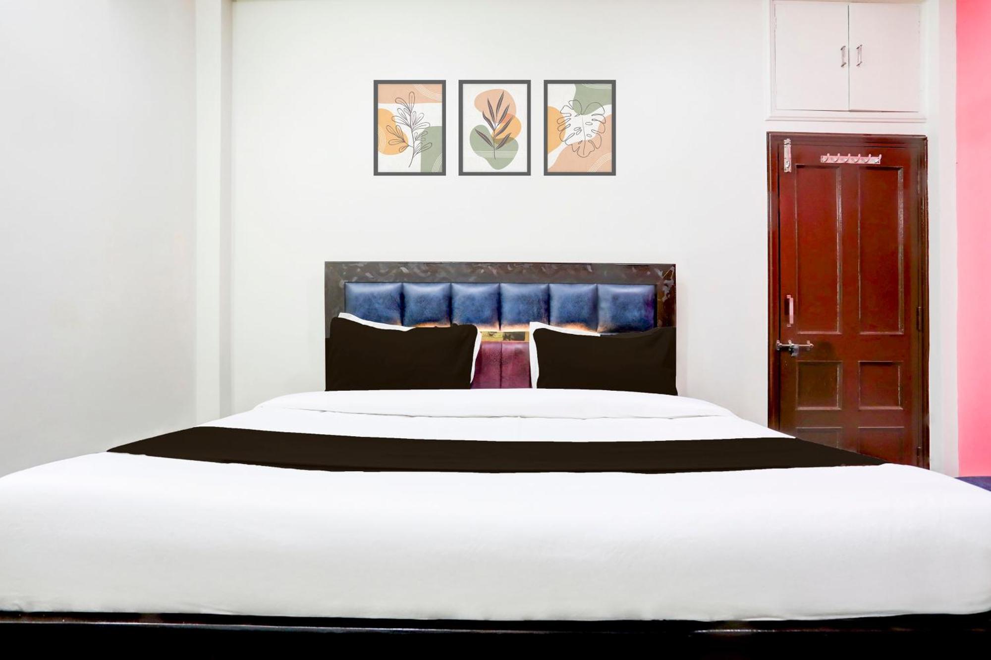 Hotel O The Baba Gest House Indore Eksteriør billede